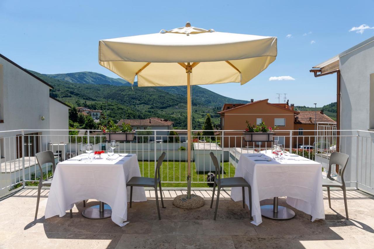 The Florence Hills Resort & Wellness Pelago Екстериор снимка