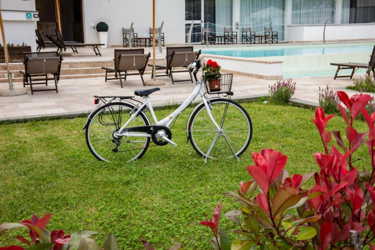 The Florence Hills Resort & Wellness Pelago Екстериор снимка