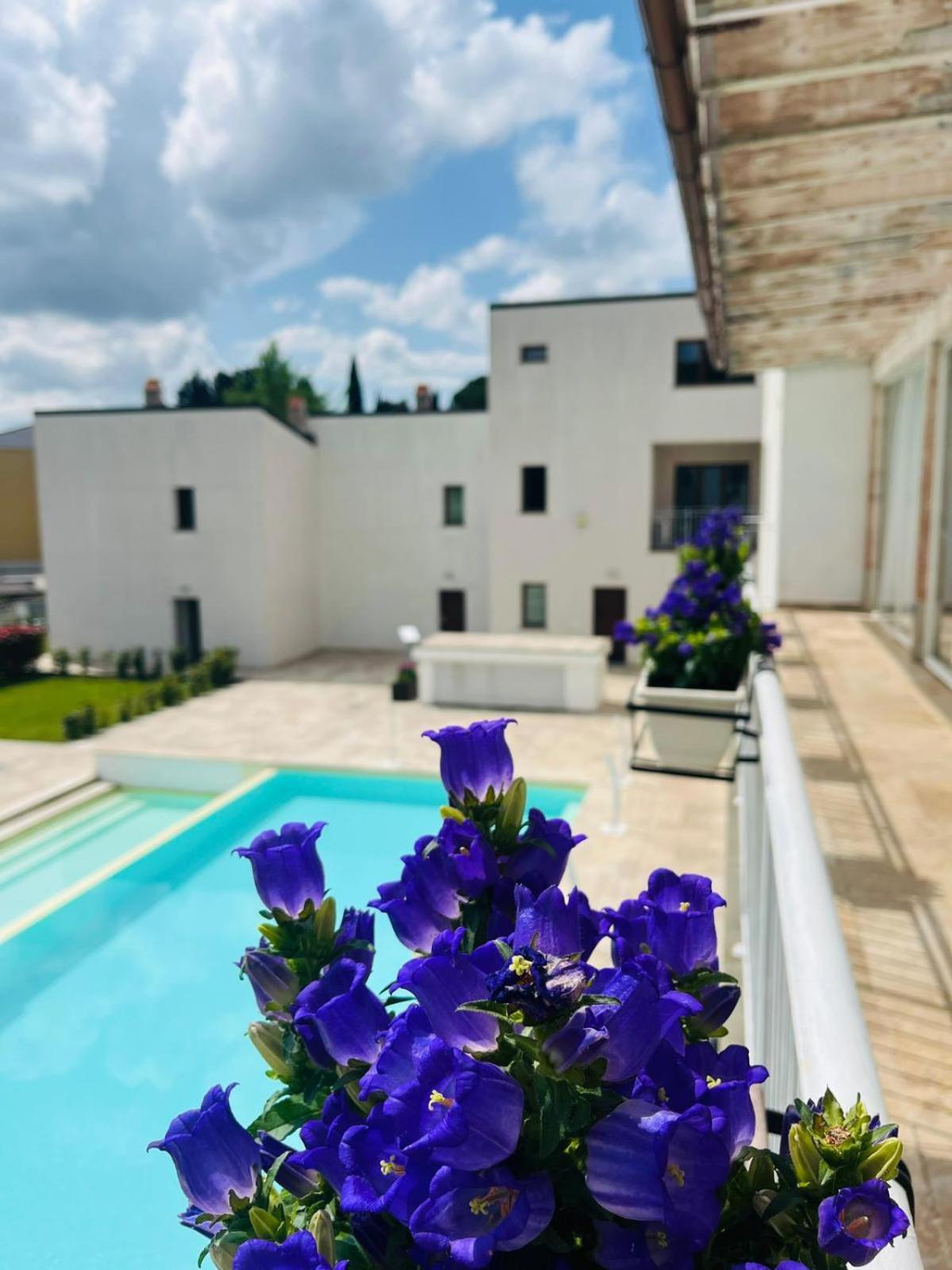 The Florence Hills Resort & Wellness Pelago Екстериор снимка