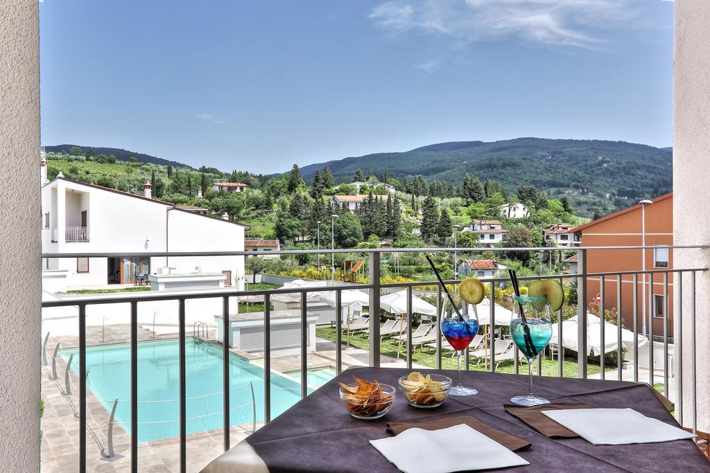The Florence Hills Resort & Wellness Pelago Екстериор снимка